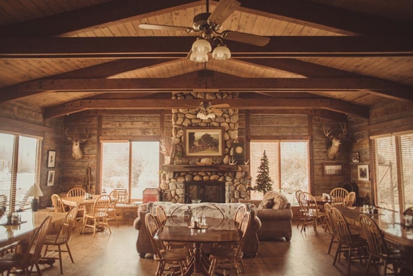 Vee Bar Guest Ranch - Lodge Interior.